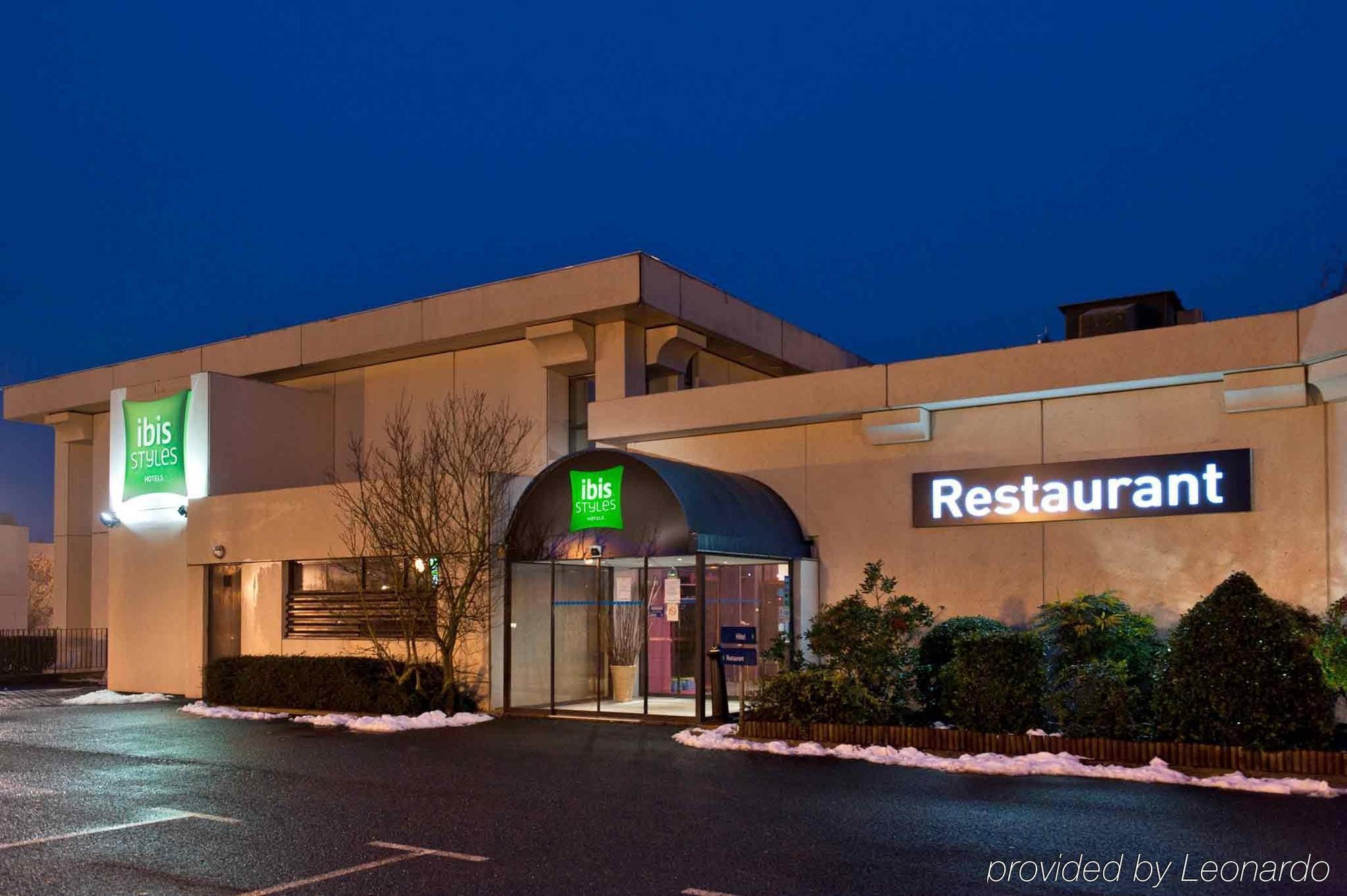Hotel ibis Styles Melun Rubelles Exteriér fotografie